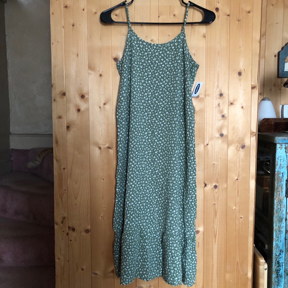NWT! Long Green Floral Dress
